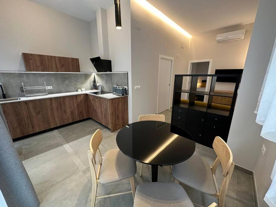 Industrial Style Ruzafa Apartment *